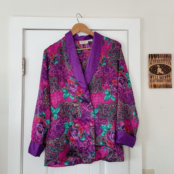 Victoria's Secret Jackets & Blazers - Women’s Victoria Secret Vintage Gold Label Satin Pajama Blouse Size Small silky